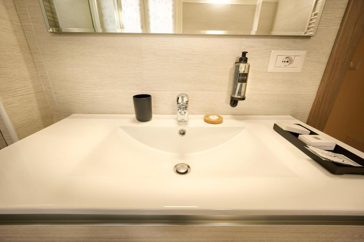 D'Azeglio 62 Luxury Rooms Bologna Exterior photo