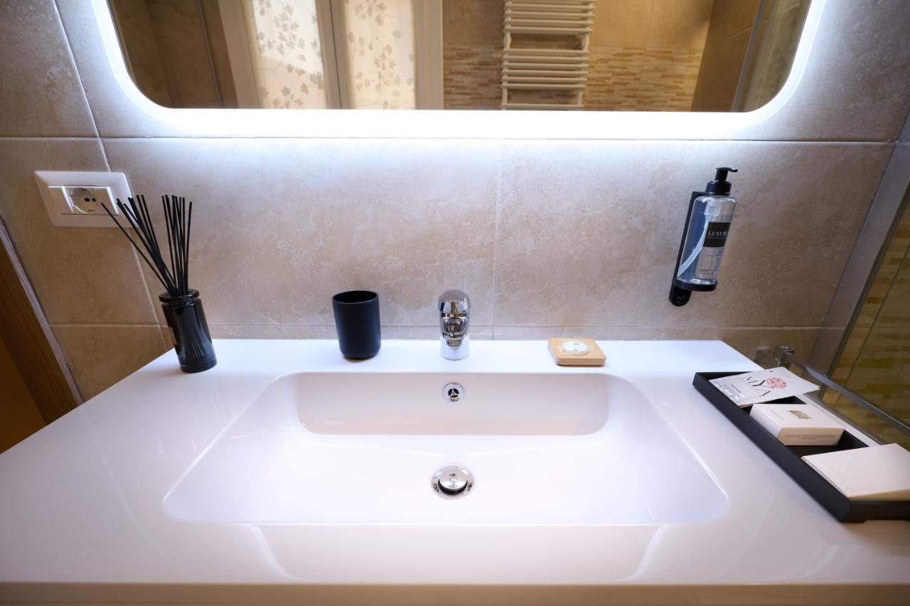 D'Azeglio 62 Luxury Rooms Bologna Exterior photo